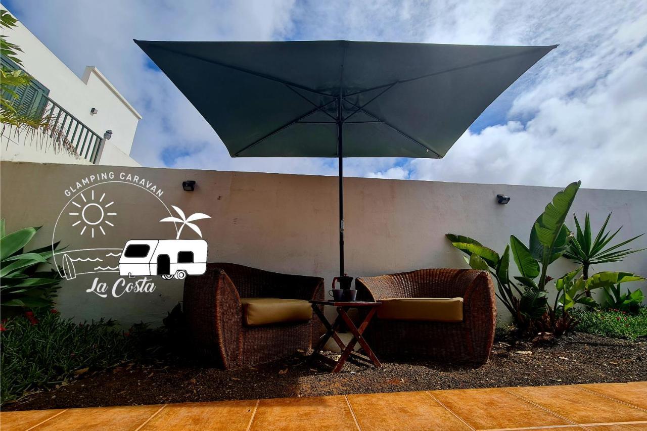 Glamping Caravan Lanzarote ティナホ エクステリア 写真