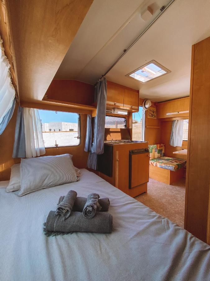 Glamping Caravan Lanzarote ティナホ エクステリア 写真
