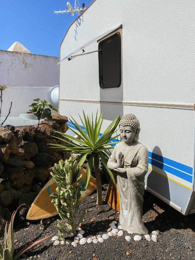 Glamping Caravan Lanzarote ティナホ エクステリア 写真