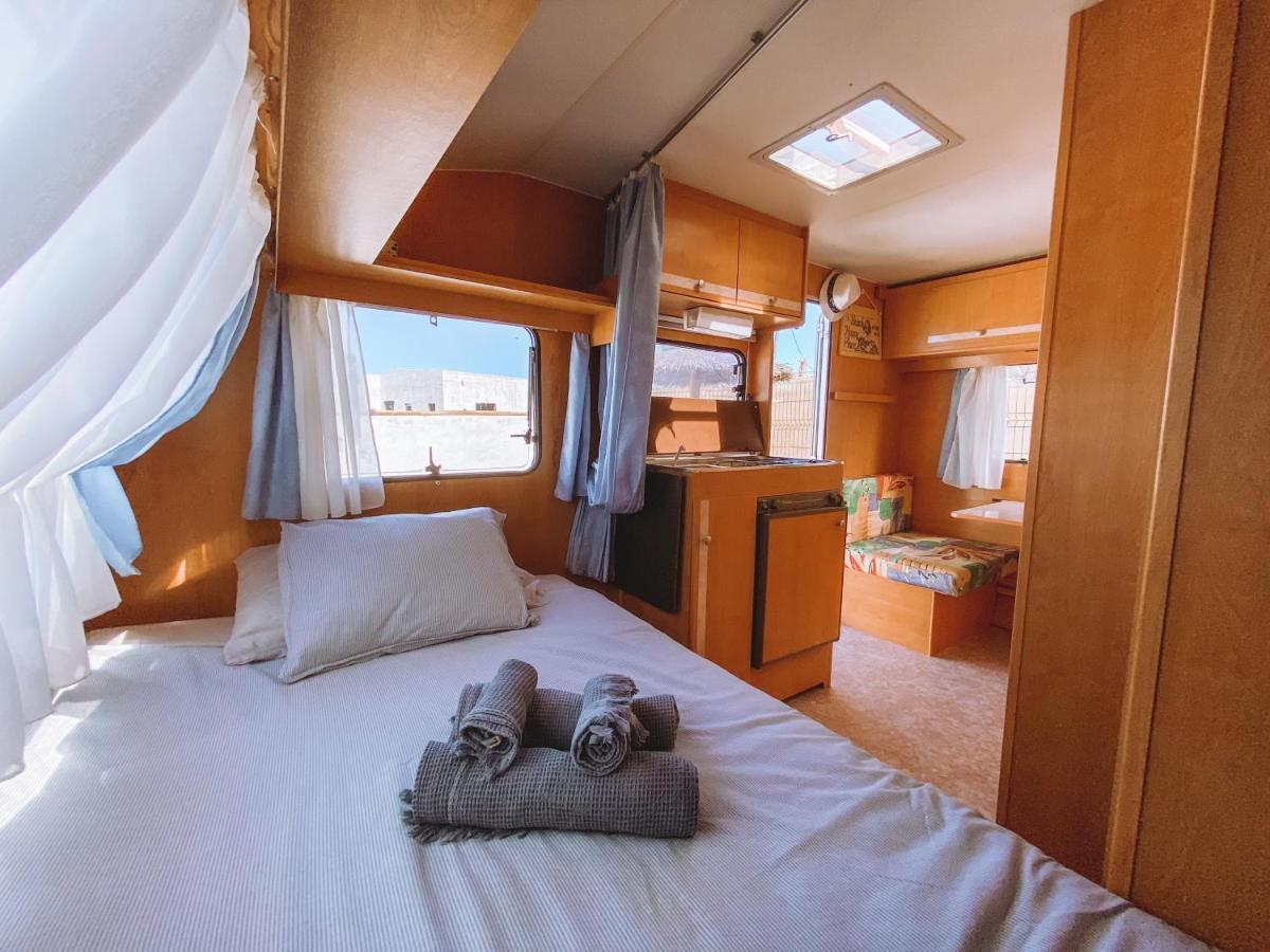 Glamping Caravan Lanzarote ティナホ エクステリア 写真