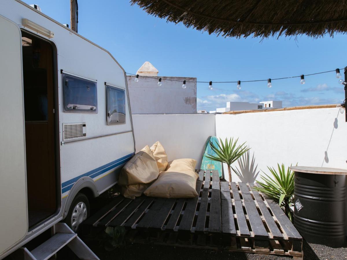 Glamping Caravan Lanzarote ティナホ エクステリア 写真